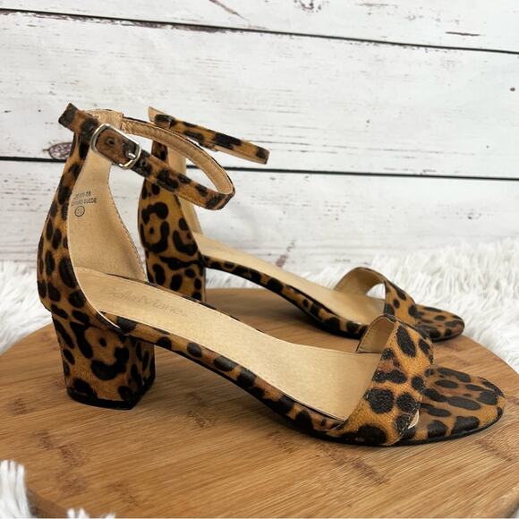 Bella Marie Shoes - Bella Marie Jean-08 Leopard Print Heels Size 10